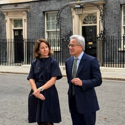 Who holds the power in the age of AI?