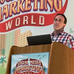 LinkedIn Live Replay - How To Generate Leads on LinkedIn Without Spamming or Annoying Your Connections