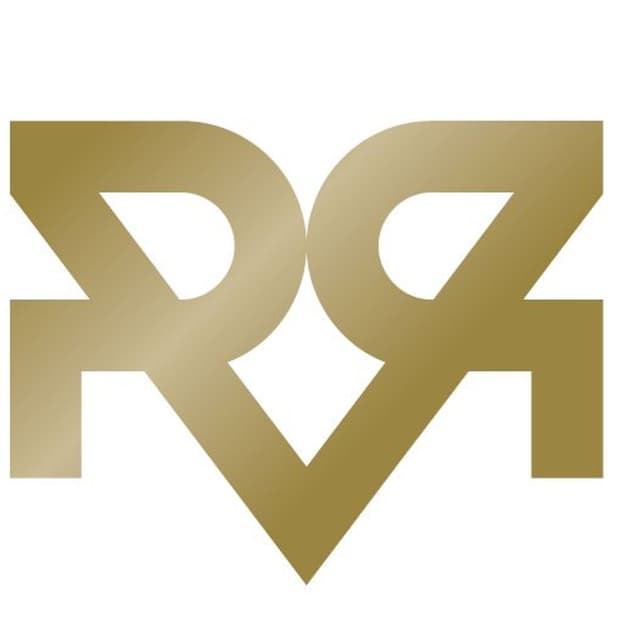 Tucker Carlson Office Visit Review