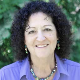 Therapistâs Guide to Inner Calm Resonates Amid Rising Mental Health Crisis