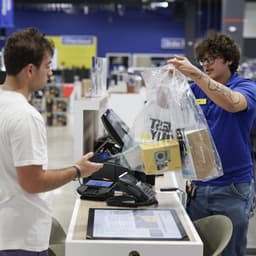 U.S. GDP sees healthy growth