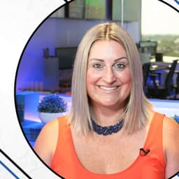 Anne Gillaspie | Global Keynote Speaker | Brand Therapist | Creator of Share Your Fear™ | The Jeff Crilley Show