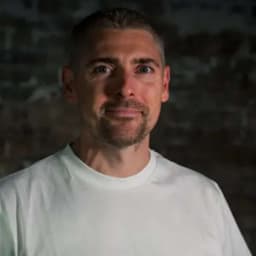 Journey back to the UAE despite flight disruptions with Rory McEntee (07.04.26)