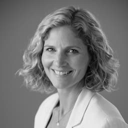 ExecMBA Podcast #399: Catching Up with Laura Bordoni | Experiential Learning Spotlight