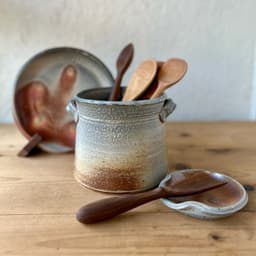 Making Pots Together | Brian & Naomi Menkis | Episode 1209