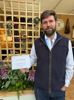 Episode 54: Chatting with Cedric Stonex of Chapman Bags
